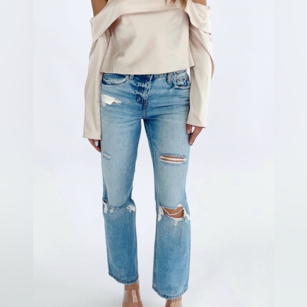 Light Wash Distressed Straight Jeans - Blue
